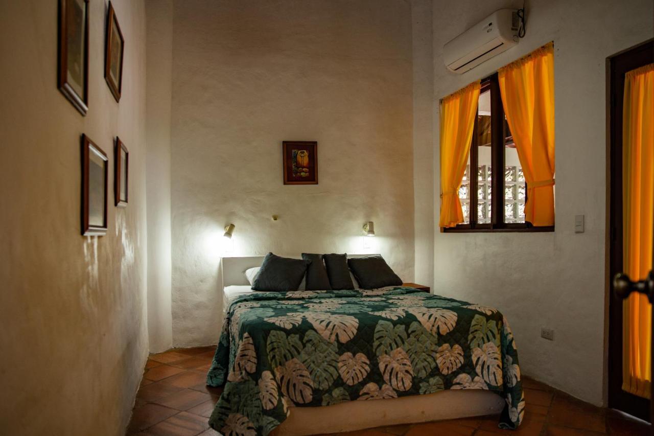 Condiminium Villas Mymosa Manuel Antonio Exterior photo